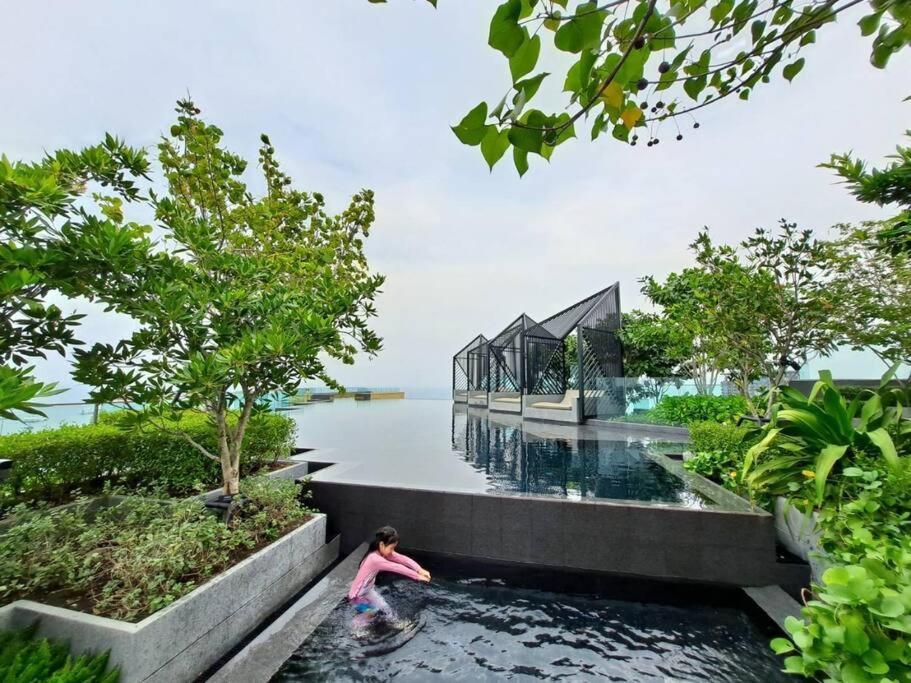 Downtown Chic Condo Rooftop Pool #En797 Pattaya Exterior photo